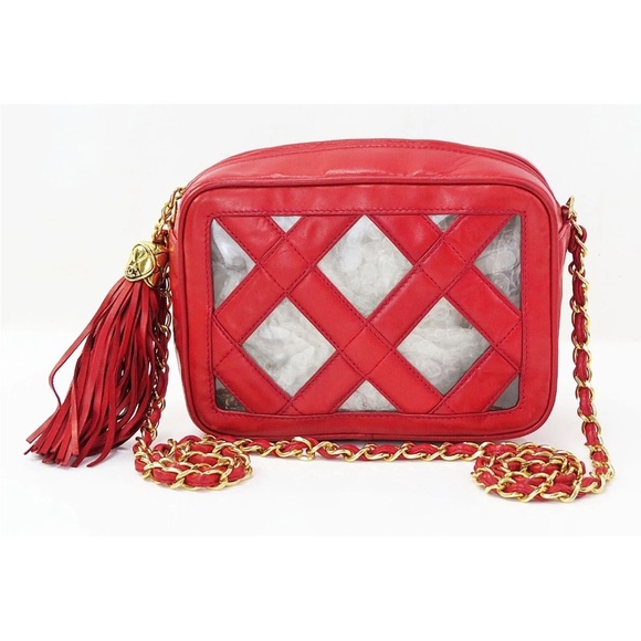 CHANEL Red Quilted Crossbody Bag with Gold Chain - Picture 4 of 15